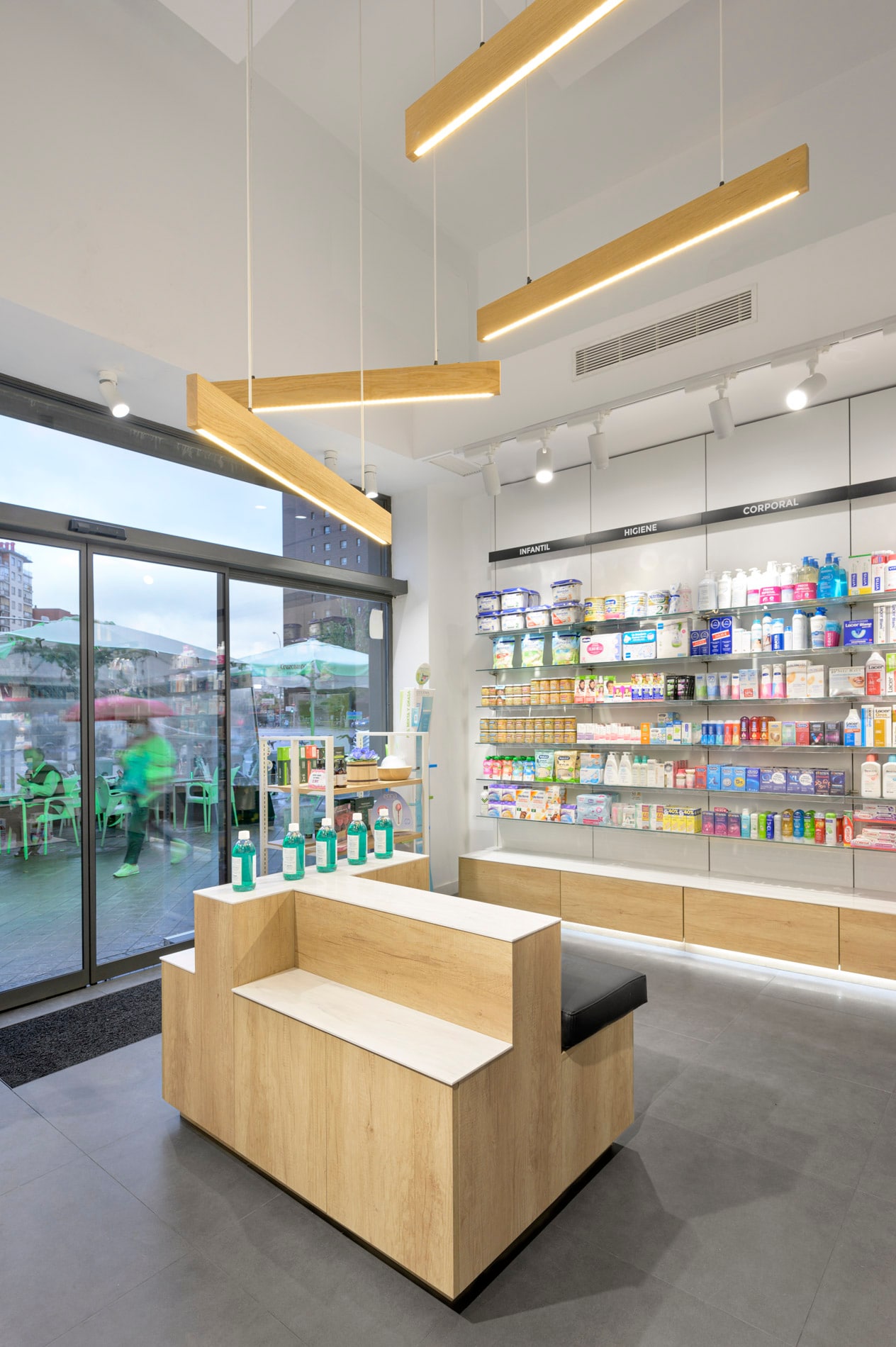 FARMACIA CONDE DE CASAL Galería de imágenes Proyectos destacados