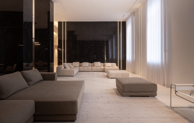 MASTER FLOOR